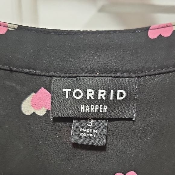 Torrid Black Top with Pink Heart Design - Picture 2 of 4